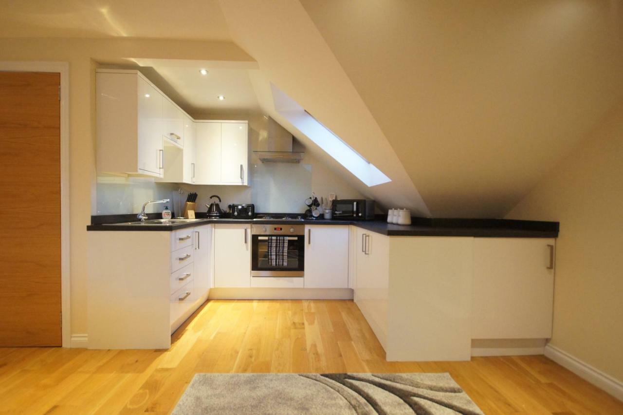 Modern, Cosy Apartment In Bearsden With Private Parking Γλασκώβη Εξωτερικό φωτογραφία
