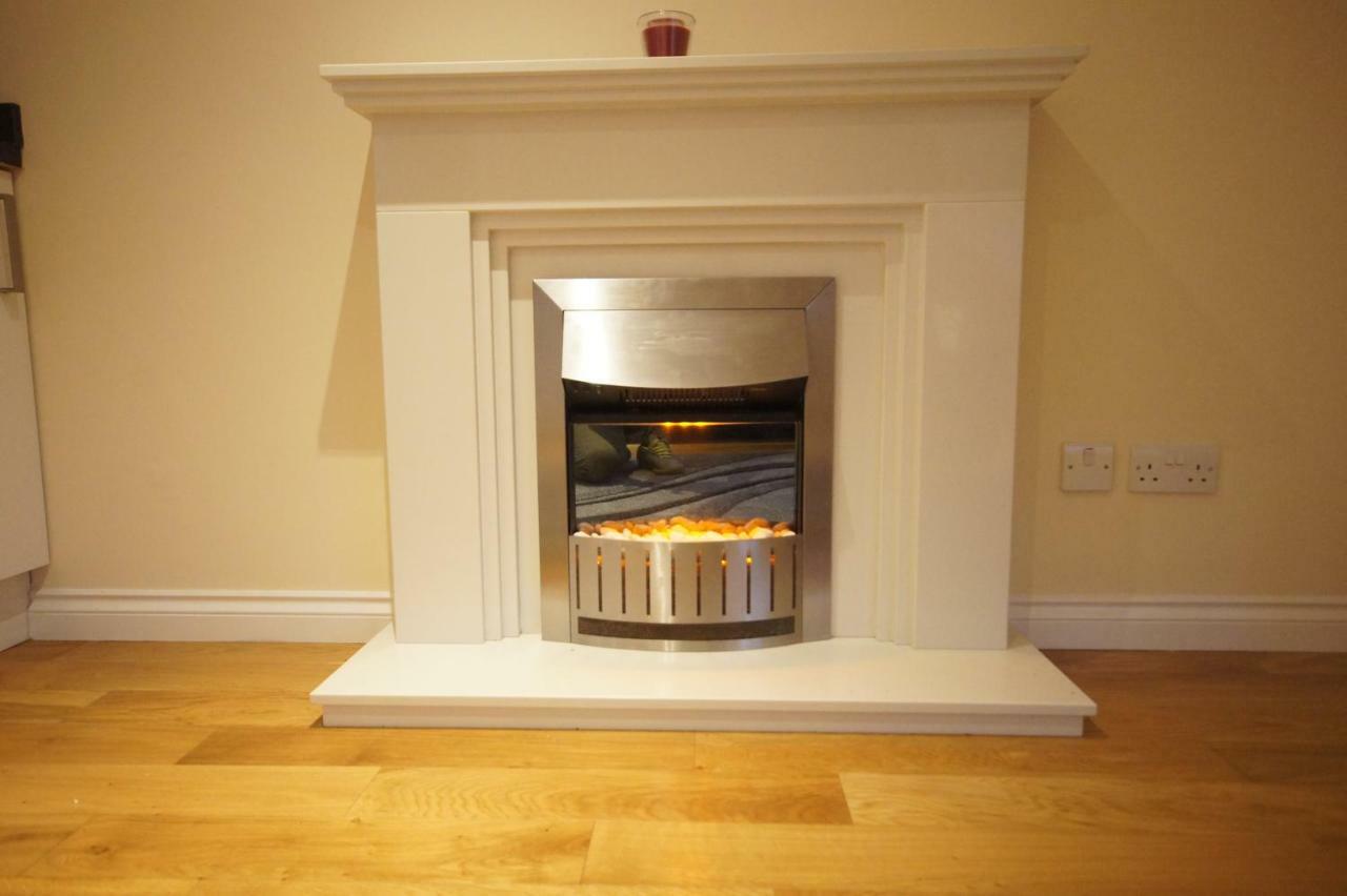 Modern, Cosy Apartment In Bearsden With Private Parking Γλασκώβη Εξωτερικό φωτογραφία